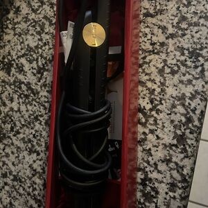 Gold and Black Hair Straightener
